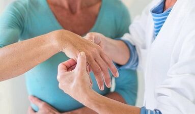La principal diferencia de artritis y artrosis
