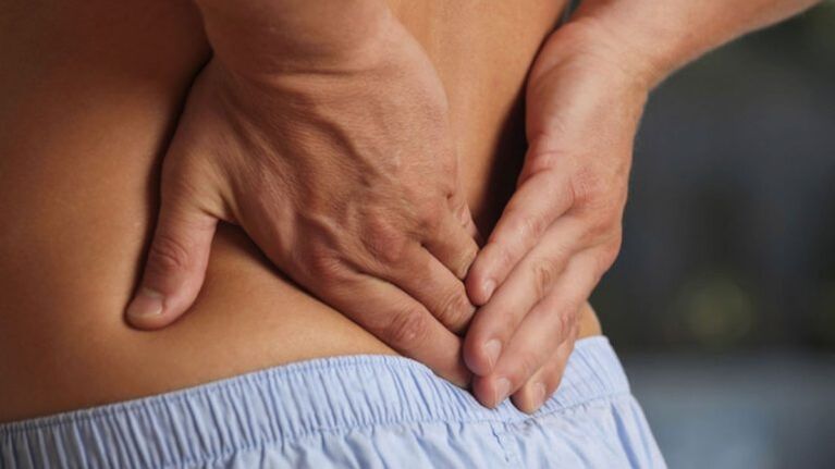 Malestar en la zona lumbar con osteocondrosis lumbar.